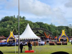 Guru dan Siswa SMA Negeri 2 Enrekang ikut Upacara Hari Lahir Pancasila Tingkat Kabupaten Enrekang