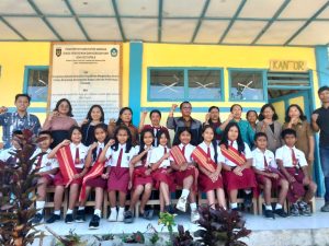 Acara Syukuran Penamatan Siswa Kelas 6 SDN 002 Tatale Kecamatan Tawalian Di Hadiri Oleh Orang Tua Siswa