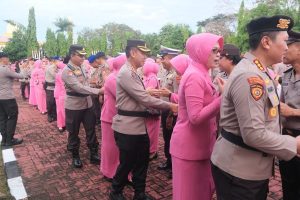 Kapolda Sulsel Pimpin Upacara Kenaikan Pangkat Personel Polri Periode 1 Juli 2025 dan PNS Polri Polda Sulsel