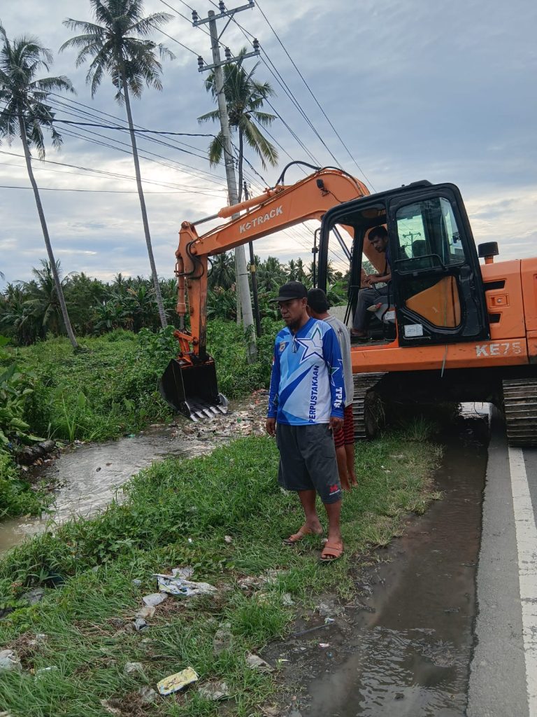 Selamatkan Desa dari Banjir, Muhammad Yusuf Ambil Tindakan Cepat