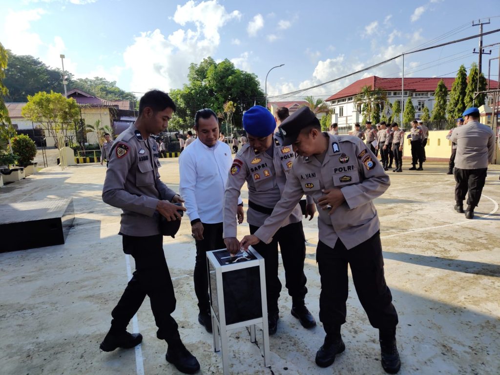 Lewat Kotak Amal, Polres Sinjai Bina Jiwa Sosial Personel untuk Peduli Sesama