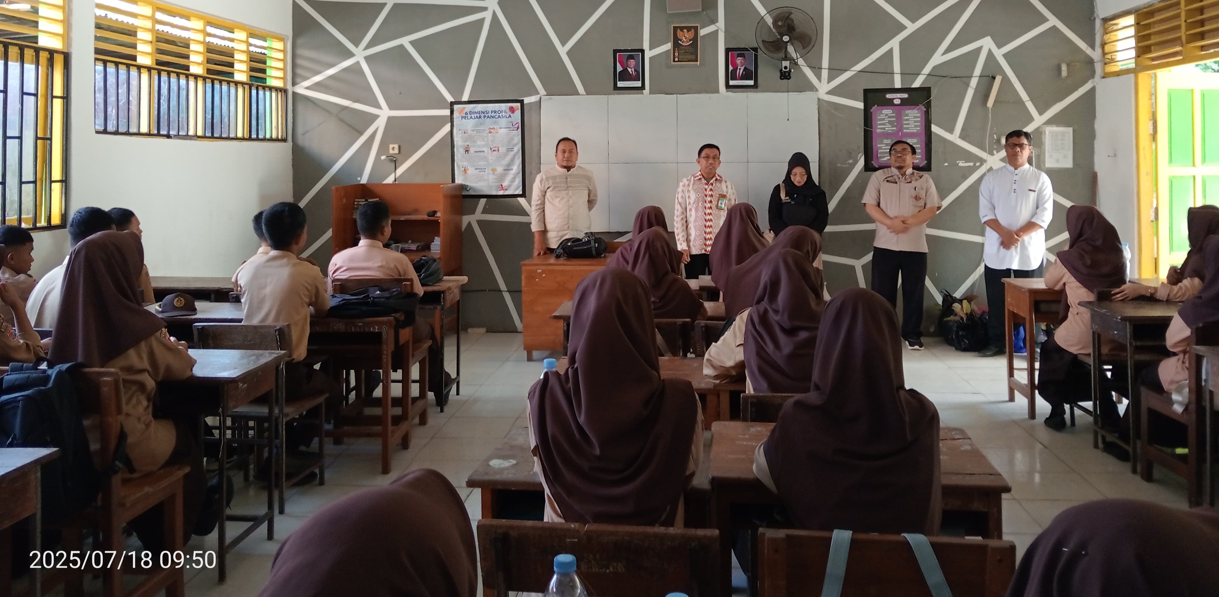 Tim Balai Besar Penjamin Mutu Pendidikan (BBPMP) Berkunjung ke SMA Negeri 2 Enrekang