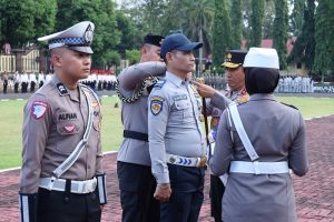 Kapolda Sulsel Pimpin Apel Gelar Pasukan Operasi Patuh Pallawa 2025