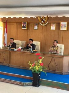 Bupati Mamasa Lantik Plt Kepala Puskesmas Nosu Yang Baru