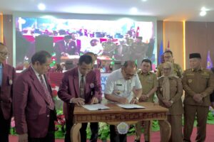 Gubernur Sulbar Selain infrastruktur ,Termasuk Beasiswa Bagi 26 Mahasiswa Kedokteran Unsulbar Dari total 100 Beasiswa Yang di Janjikan