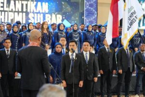 HIPMI Sulbar 2025–2028 Dilantik: Gubernur Suhardi Duka Ajak Pengusaha Muda Berkontribusi Nyata