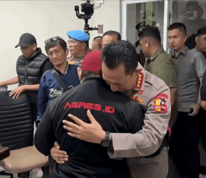 Kapolri Temui Keluarga Korban Ojol yang Meninggal di RSCM