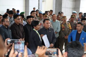 Polres Polman, Kodim 1402/Polman, Satpol PP dan Damkar Kawal Aksi Unjuk Rasa PMII Polman