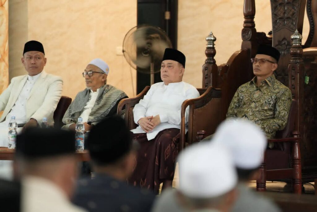 Wagub Sulbar Salim S Mengga Hadiri Peringatan Maulid di Mesjid Raya Campalagian