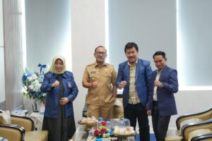 Pertemuan Silaturahmi Antara Gubernur Sulbar, Suhardi Duka, Dengan Rektor Unasman
