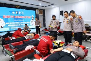 Satlantas Polrestabes Makassar Gelar Donor Darah Peringati HUT Lalu Lintas ke-70