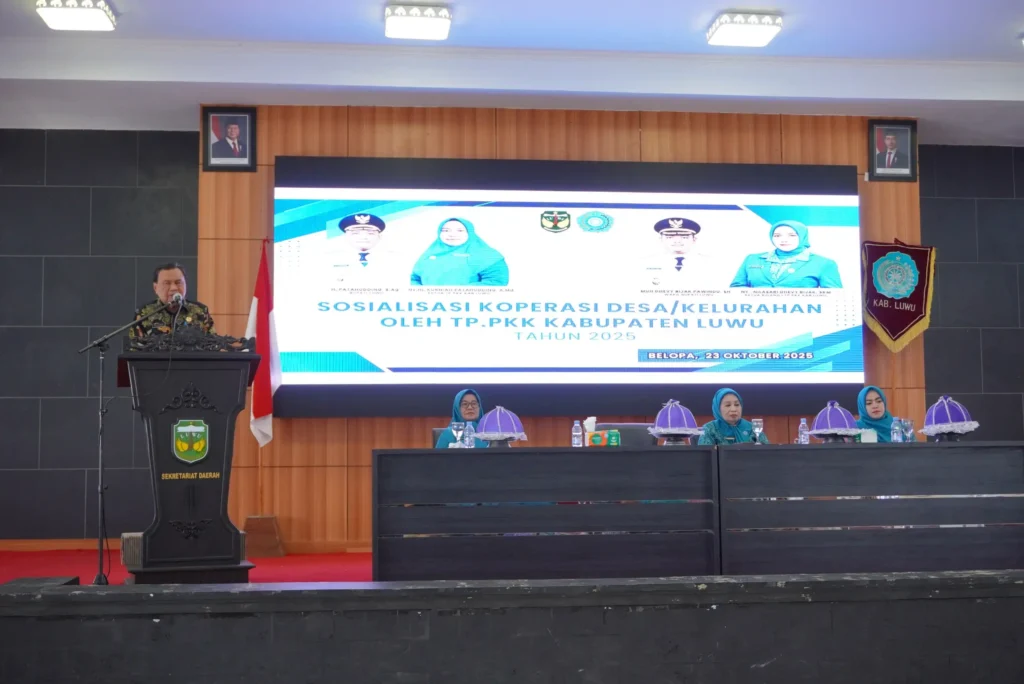 Sekda Luwu Buka Sosialisasi Koperasi Desa/Kelurahan TP PKK Kabupaten Luwu