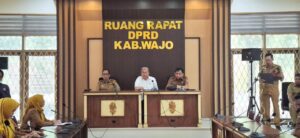 Ketua DPRD Wajo Firmansyah Perkesi Dorong Sinergitas Usai Sertijab Sekwan Baru