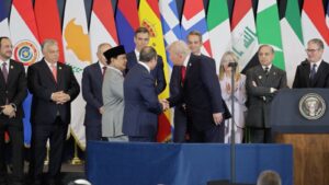 Trump ke Prabowo di Penandatanganan Perdamaian Gaza: Luar Biasa, Kerja Bagus!