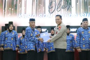 48 PPPK Polda Sulsel Menerima SK, Karo SDM : Selamat Bekerja Dan Terus Mendukung Tugas Tugas Kepolisian