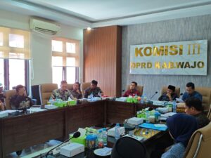 Komisi III DPRD Wajo Gelar RDP Cari Solusi Tambang Pasir di Kelurahan Wiringpalanae