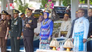 Pimpinan dan Anggota DPRD Wajo Tampil Elegan di Upacara Hari Sumpah Pemuda