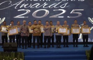 Kompolnas Awards 2025: Polda Sulawesi Selatan Raih Penghargaan Polda Terbaik Kategori A