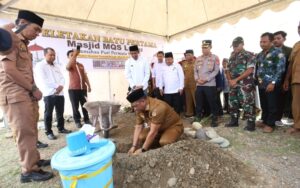 Siapkan Generasi Qur’ani, Bupati Luwu Letakkan Batu Pertama Pembangunan Masjid Ma’had Qori Sulawesi (MQS) Luwu