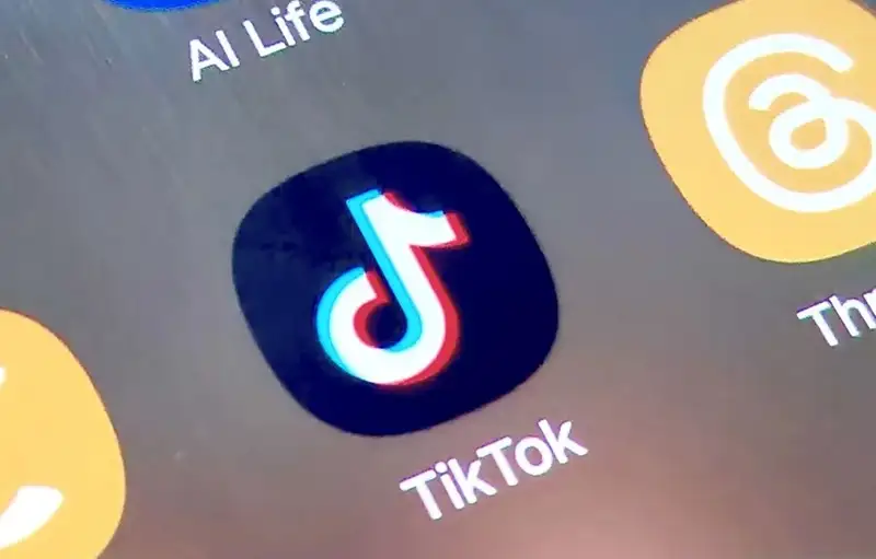 Kemkomdigi Bekukan Sementara Tanda Daftar PSE TikTok