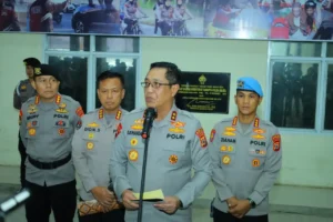 Transparansi, Kapolda Sulsel Sampaikan Informasi Aktual dalam Doorstop dengan Media