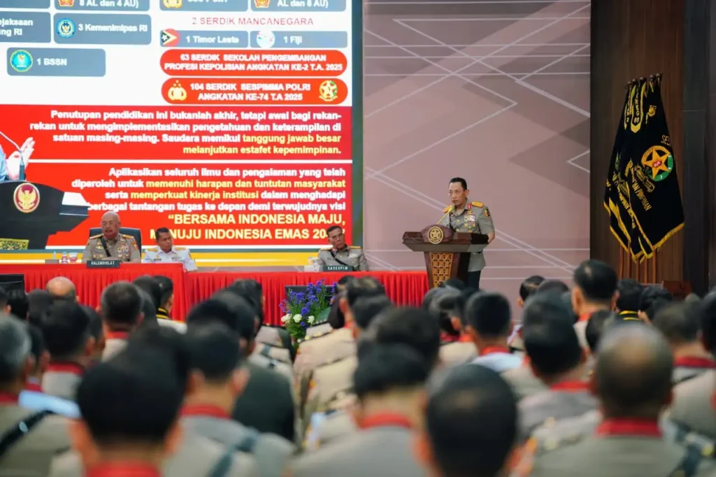 Lulusan Sespim Polri TA 2025 Resmi Dilantik, Kapolri Beri Arahan Khusus