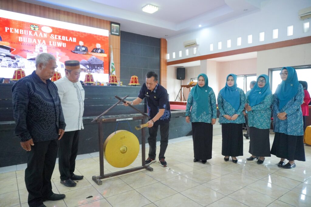 Plh Sekda Luwu Buka Secara Resmi Sekolah Budaya Luwu