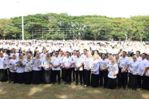 Bupati Wajo Serahkan SK untuk 4.008 PPPK Paruh Waktu
