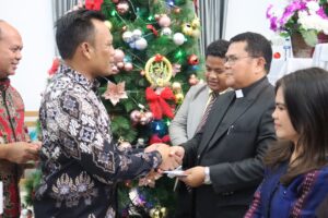 Keluarga Besar Polres Tanjungbalai Rayakan Natal Bersama personil
