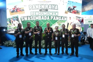 Kajati Sulsel Terima Penghargaan Presiden Prabowo atas Dukungan Swasembada Pangan