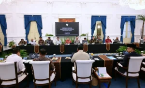 Prabowo Dengarkan Masukan Tokoh Diplomasi di Istana Negara, Ini yang Dibahas
