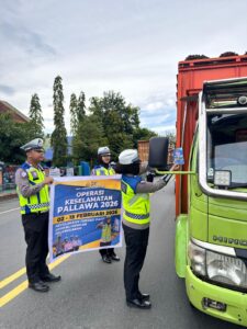 Operasi Keselamatan Pallawa 2026, Satlantas Polres Luwu Gencarkan Sosialisasi Kamseltibcarlantas kepada Pengguna Jalan
