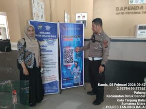 Satlantas Polres Tanjung Balai Hadirkan Program “Polisi Menyapa” di Satpas dan Samsat