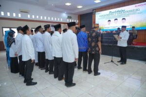 Bupati Luwu Tekankan Evaluasi dan Penguatan Strategi Dakwah pada Pembekalan Muballigh
