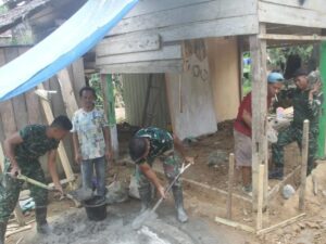 Melalui Program TMMD ke-127 Kodim 1402/Polman Rumah Salah satu Warga di Rehabilitasi