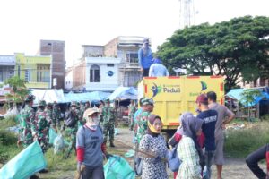 Bupati Luwu Pimpin Gerakan Jumat Bersih