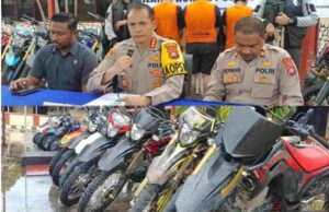 Konferensi Pers Pengungkapan Kasus Pencurian Kendaraan Bermotor Sebanyak 15 Unit Dari 15 Tempat Kejadian Perkara Berbeda