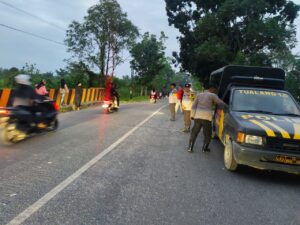 Jaga Kekhusyukan Pagi, Polsek Sei Tualang Raso Patroli ‘Asmara Subuh’ Cegah Balap Liar