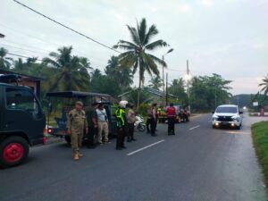 Jaga Keamanan Pagi, Sat Lantas Polres Tanjung Balai Patroli Asmara Subuh