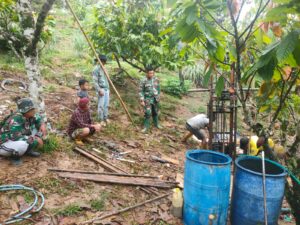 Pembangunan Sumur Bor Menjadi Salah Satu Sasaran Tambahan TMMD ke-127 Kodim 1402/Polman