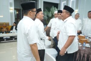 Wali Kota dan Wakil Wali Kota Tanjungbalai Hadiri Takziah di Rumah Dinas Bupati Asahan