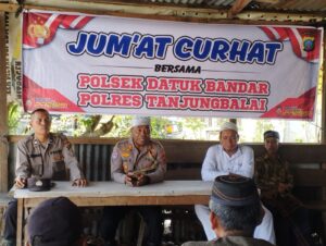 Dekatkan Diri ke Warga, Polsek Datuk Bandar Gelar ‘Jumat Curhat’ di Warung Kopi
