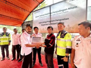Pemkab Luwu dan Masmindo Dwi Area Serahkan Fasilitas Pengolahan Nilam:  Perkuat Usaha dan Peluang Kerja Masyarakat
