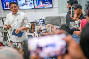 Seskab Teddy: Pemerintah Perkuat Kesejahteraan Guru Melalui Kenaikan Insentif dan Tunjangan di Era Presiden Prabowo