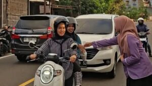 OSIS SMADA ENREKANG BERBAGI