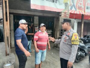 Polsek Teluk Nibung Sambangi Warga Lewat Program Door to Door
