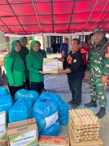 Persit KCK Cabang XXXVII Dim Polman Salurkan Bantuan untuk Korban Kebakaran di Balanipa