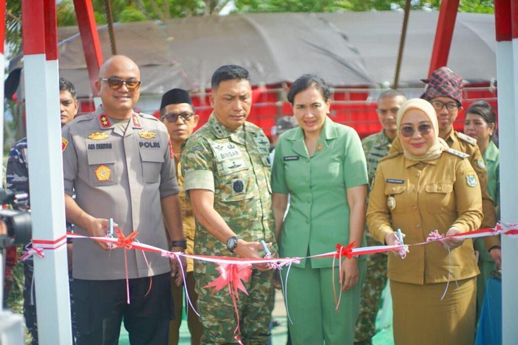 Resmikan Jembatan Garuda di Desa Bonda, Pangdam XXIII/Palaka Wira Perkuat Akses Ekonomi dan Jalur Pendidikan