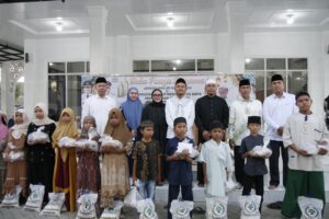 Wali Kota Tanjungbalai Hadiri Buka Puasa Bersama Jamaah Masjid Assalamah, Santunan Anak Yatim dan Peringatan Nuzulul Qur’an