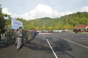 Kasrem 142/Tatag Hadiri Apel Gelar Pasukan Operasi Operasi Ketupat Marano 2026